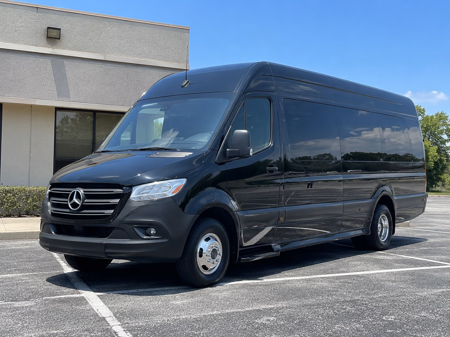 25 passenger minibus