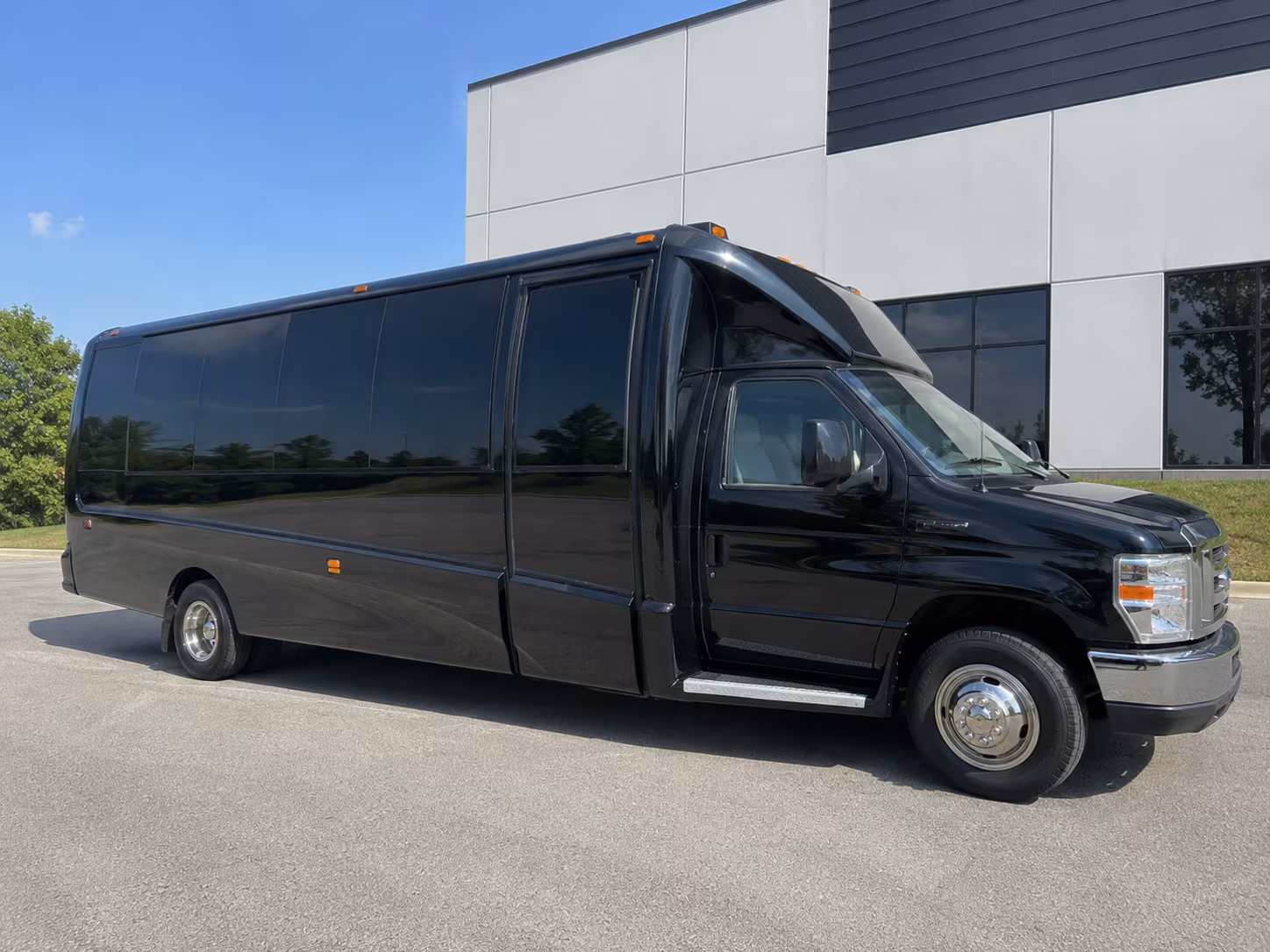 buses for networking events dinners and off site convention activities in houston