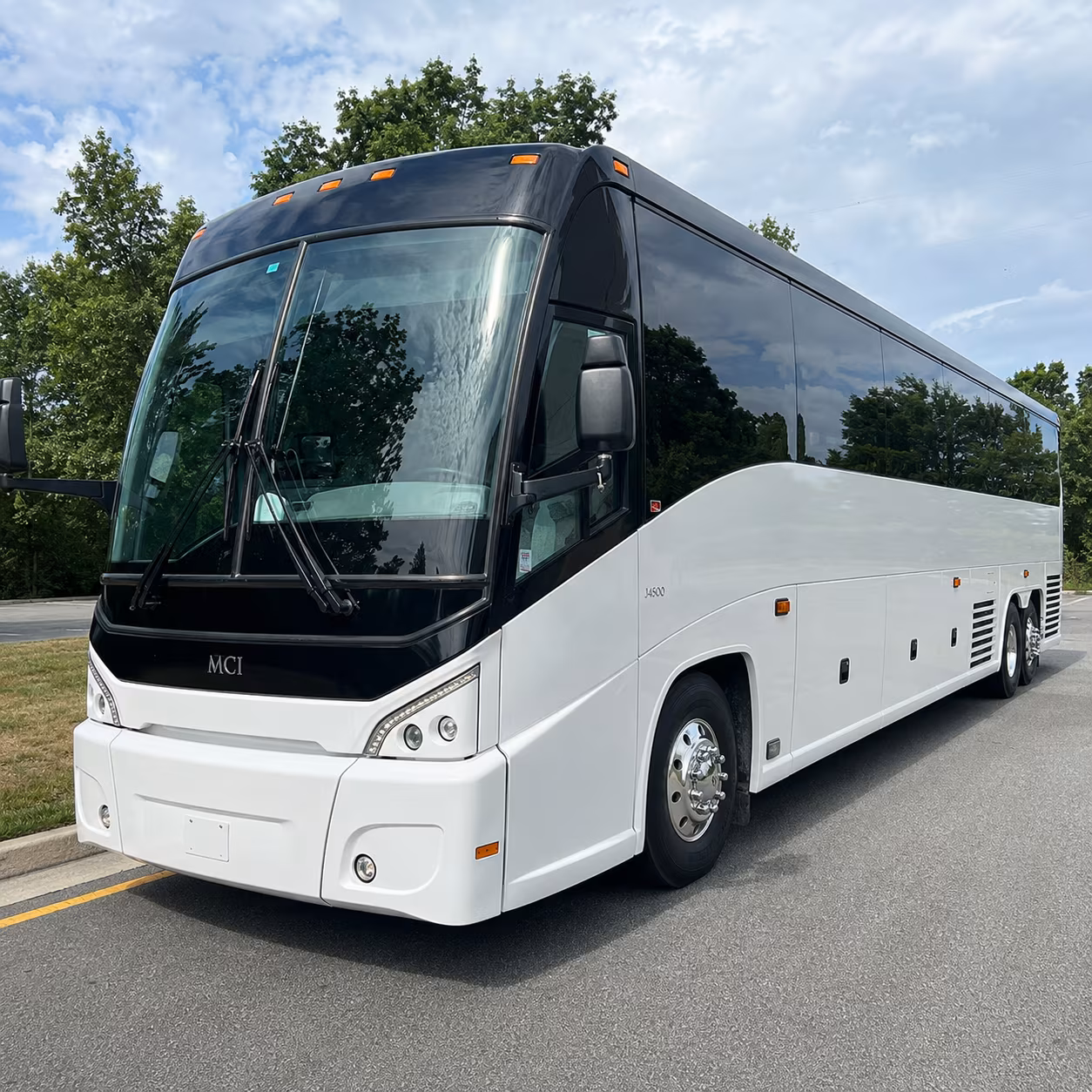 charter buses for large houston prom groups heading out together