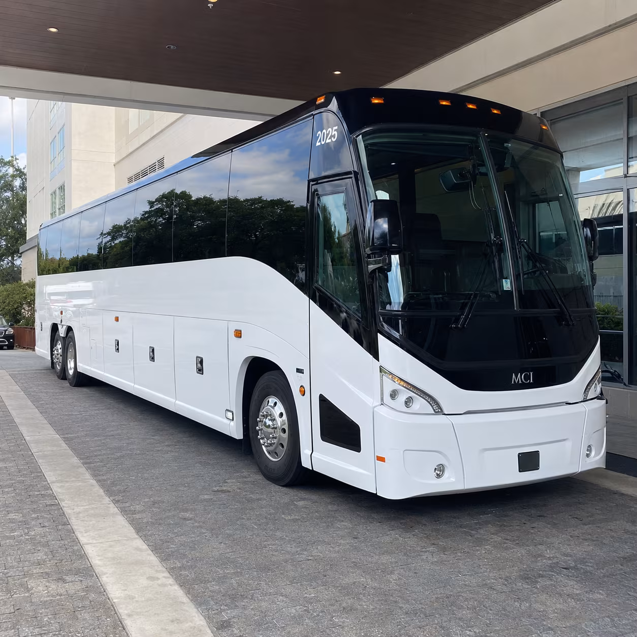 houston 54 passenger charter bus