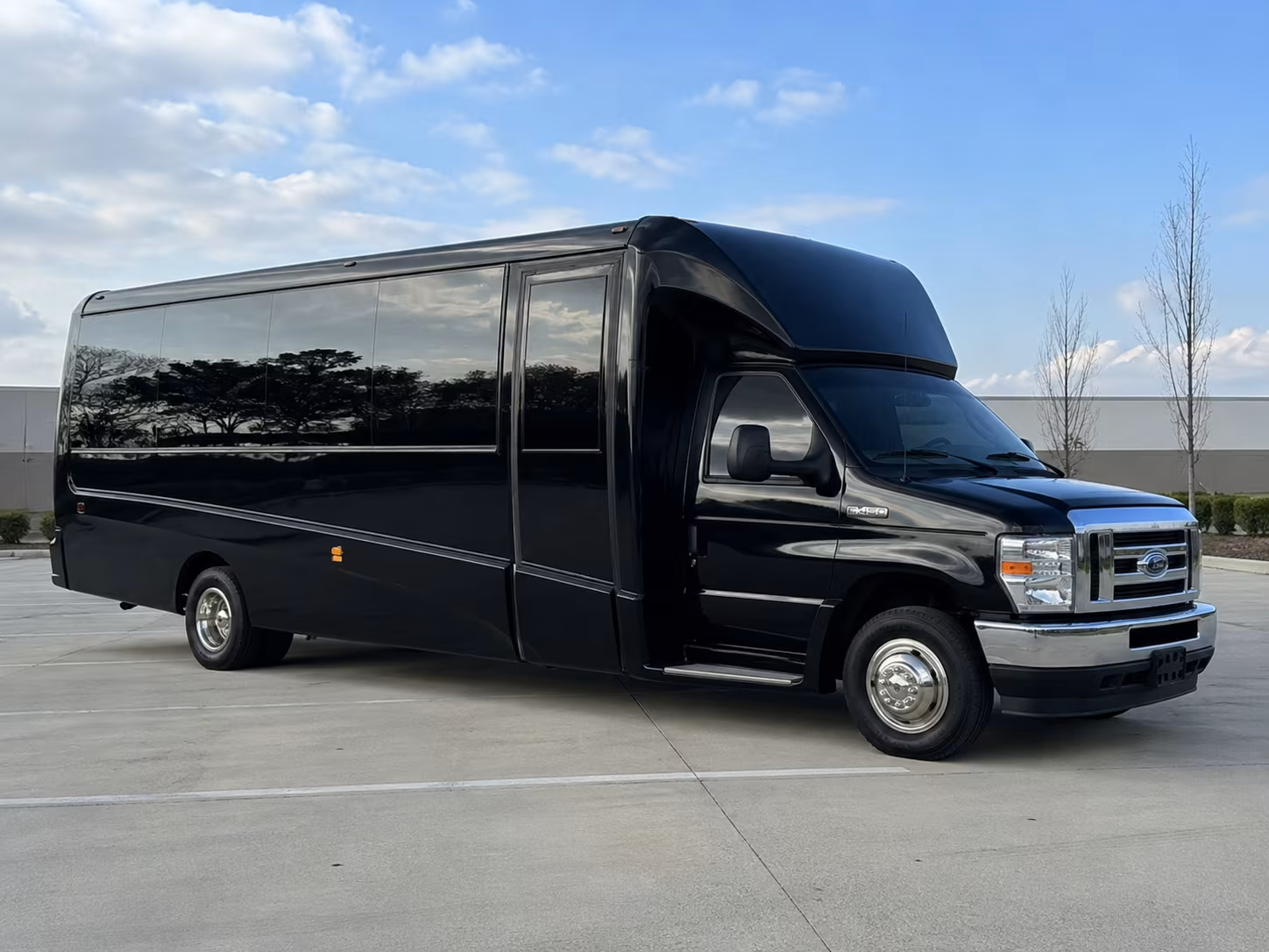 why rent using houstonminibuscompany com